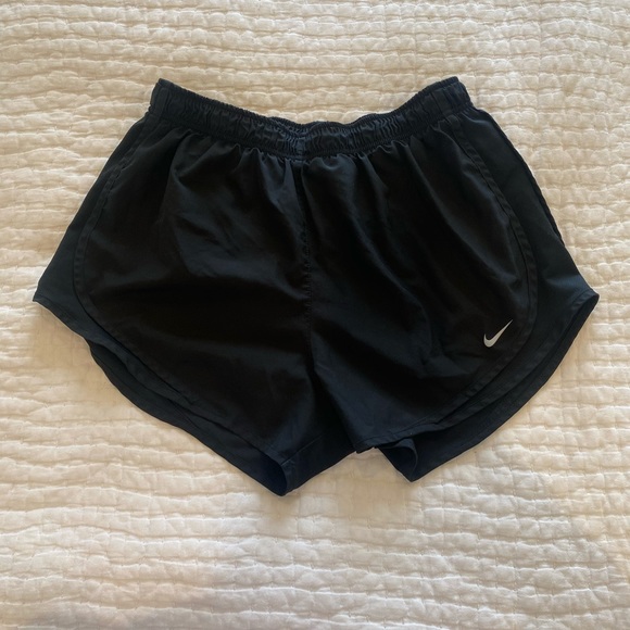 Nike Tempo dri-Fit Running Short Size L (large) - Picture 4 of 4